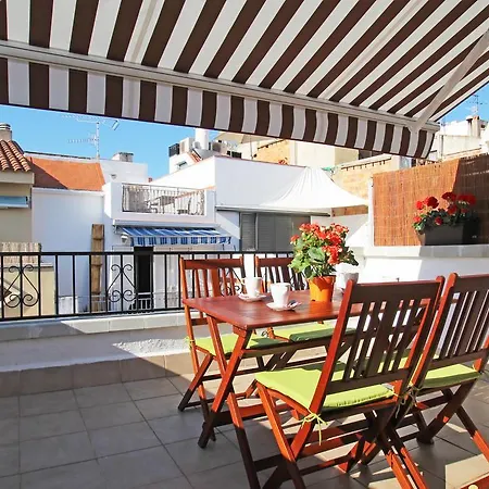 Apartament Friendly Parellades Sitges